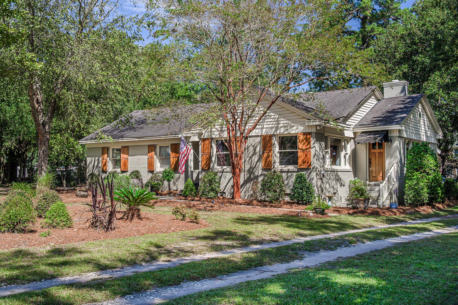 Image 2: 933Lakeview-4