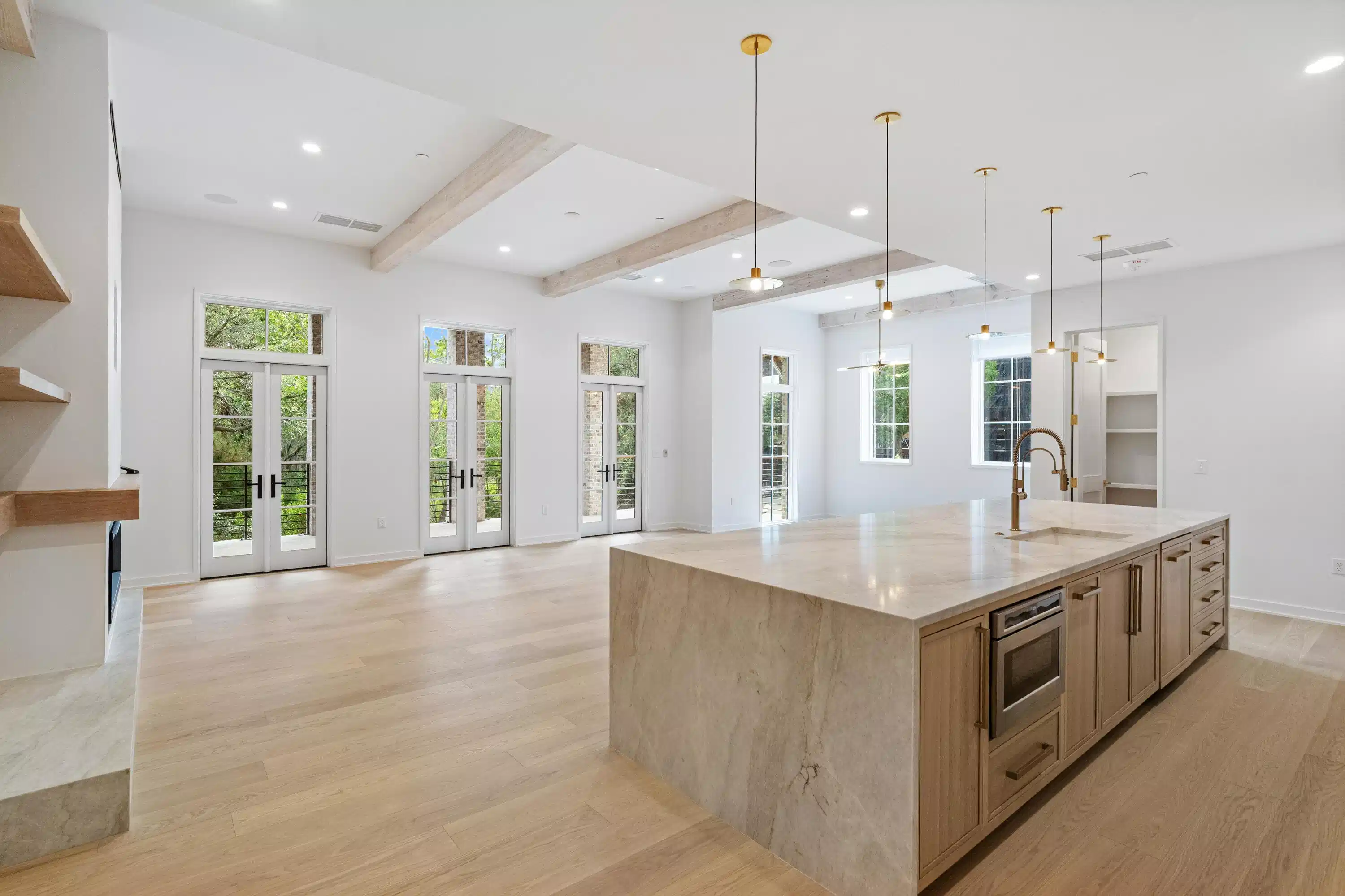 Image 1: The Luxury Residences at 211 Seven Farms