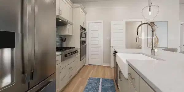 Image 4: Kitchen 2