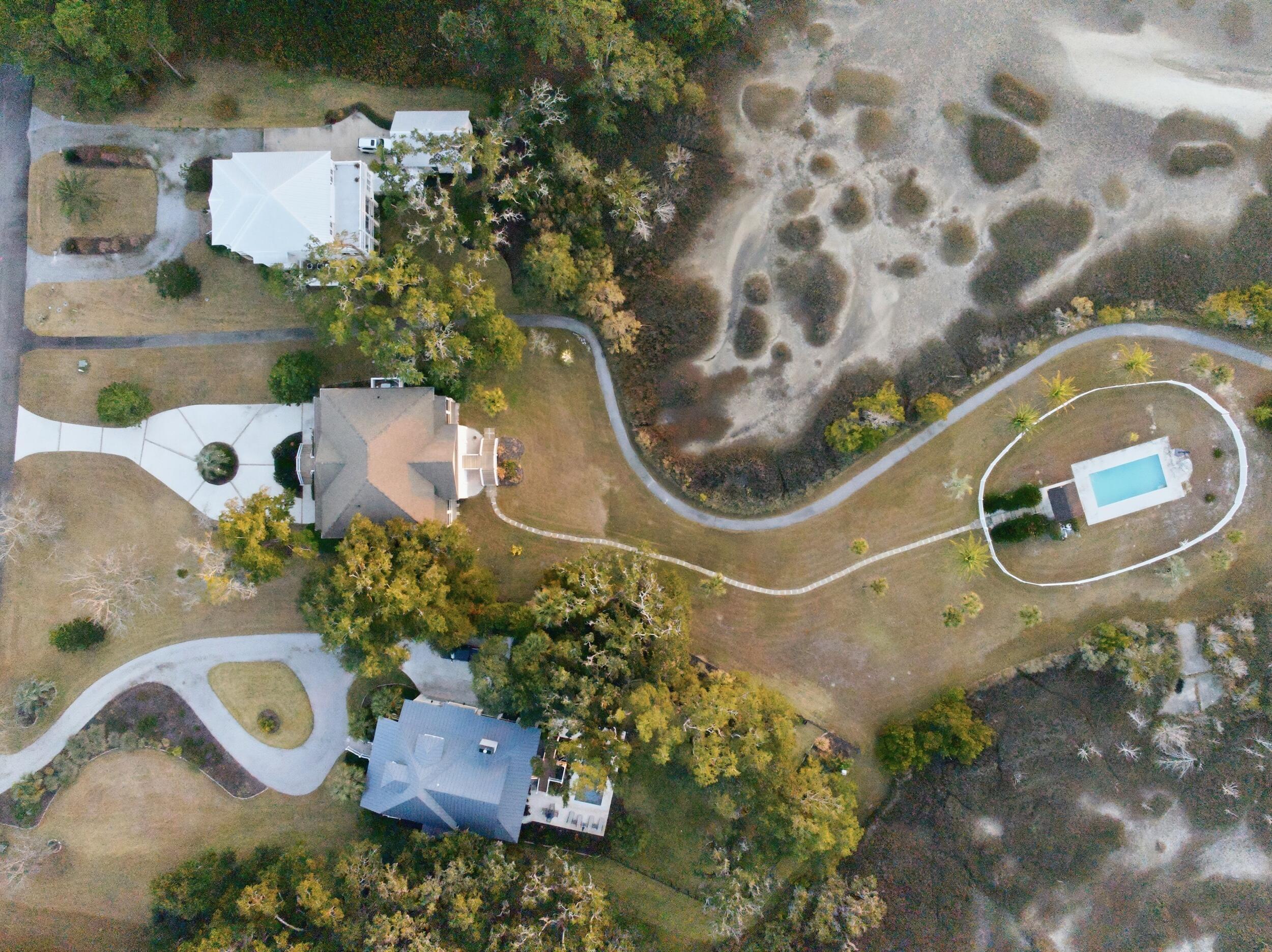 Image 2: 61_dji_20251223171009_0152_d