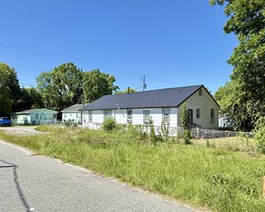 1974 Forest Avenue