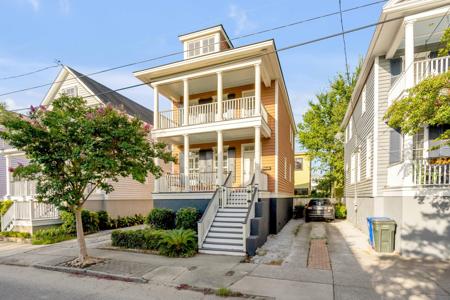 3 Felix Street
