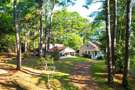 4616 Bears Bluff Road