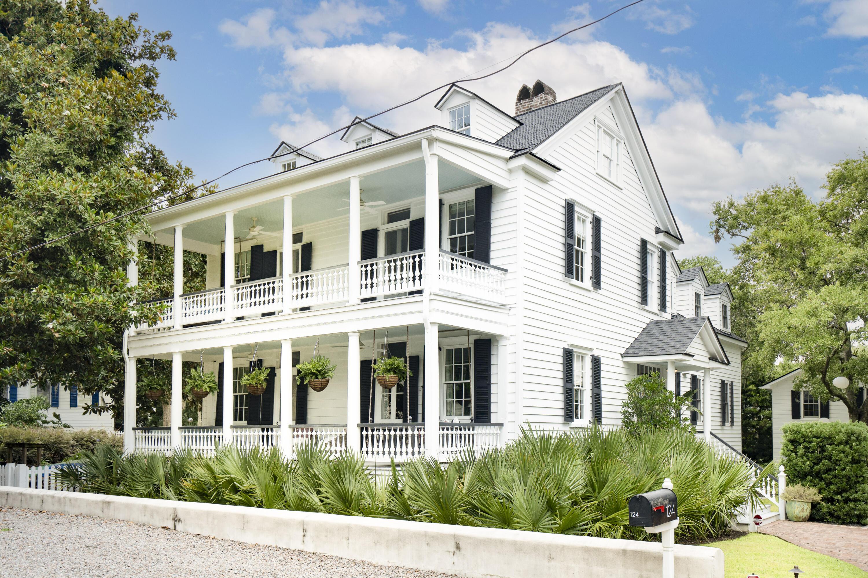 Image 2: 124 Mary Street-KeenEyeMarketing-001