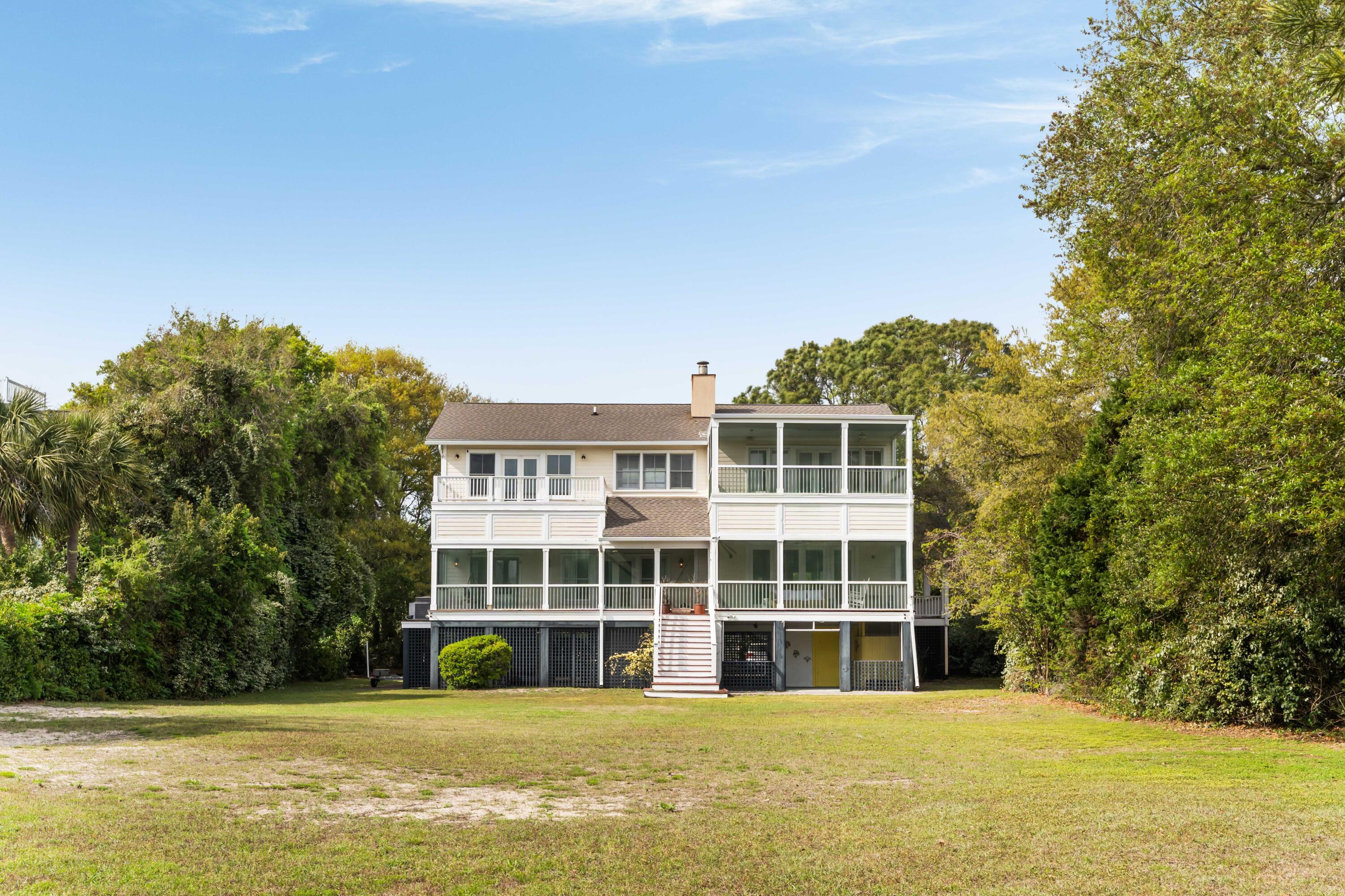 Image 2: Back of House