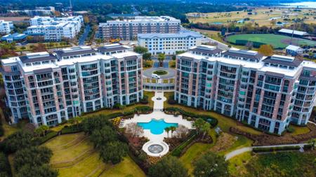 113 N Plaza Ct. Court