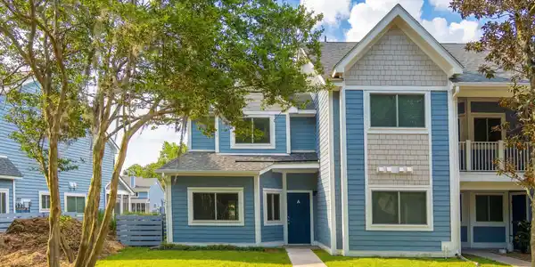 855 Sandlake Drive