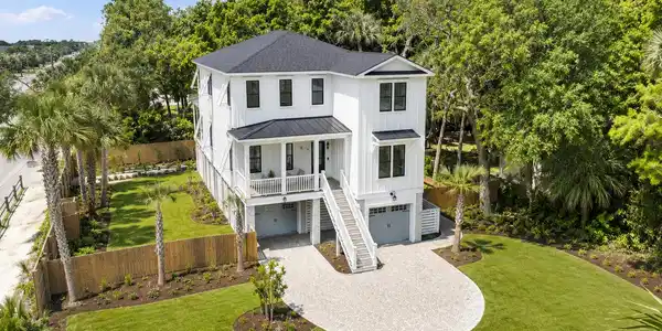 1 20th Avenue
