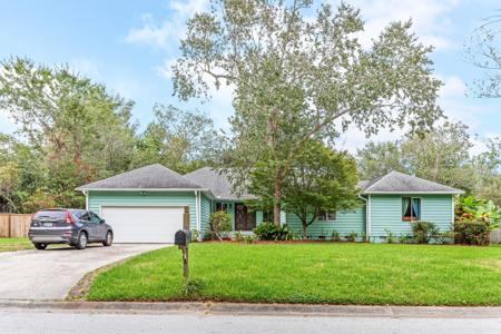 811 Law Lane