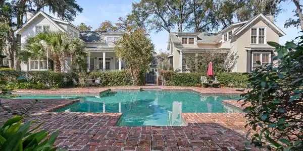 2023 Ashwood Circle