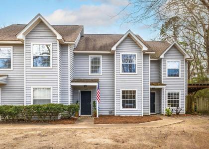 1662 Hunters Run Drive
