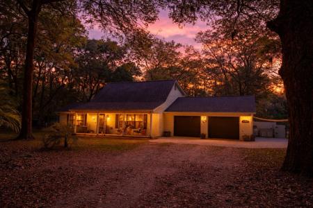 32 W Cedar Road