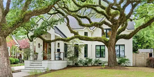 6 Beverly Road