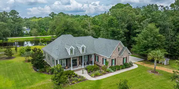 788 Awendaw Lakes Boulevard
