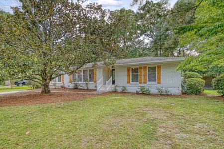 1375 W Lenevar Drive