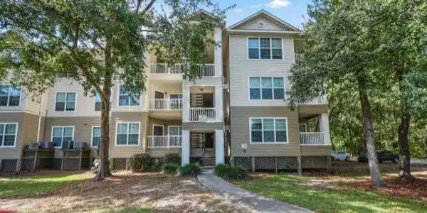 700 Daniel Ellis Drive