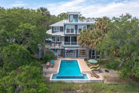 1620 Home Farm Road