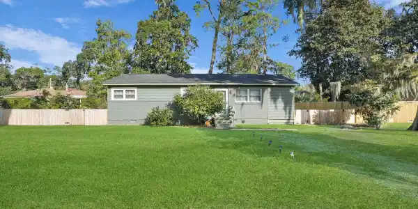 1109 Old Trail Road