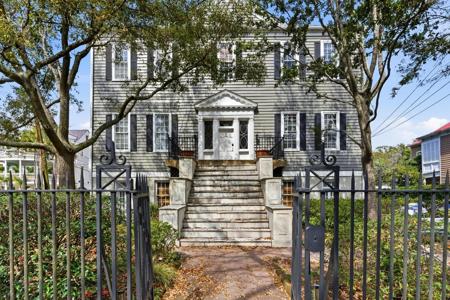 84 Bull Street