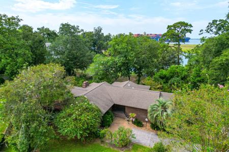 280 N Hobcaw Drive