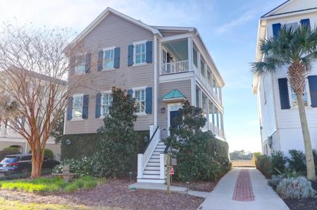 23 Lowndes Pointe Drive