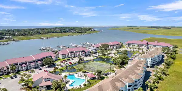 100 Mariners Cay Drive