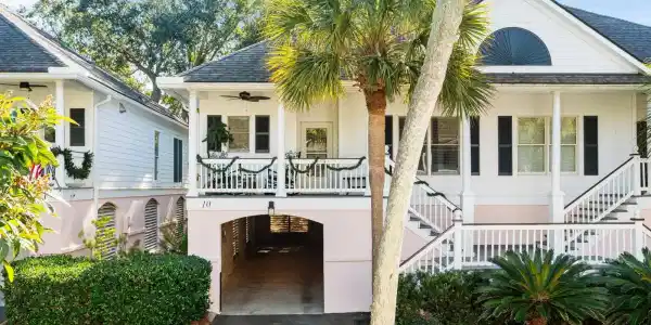 10 Links Clubhouse Court