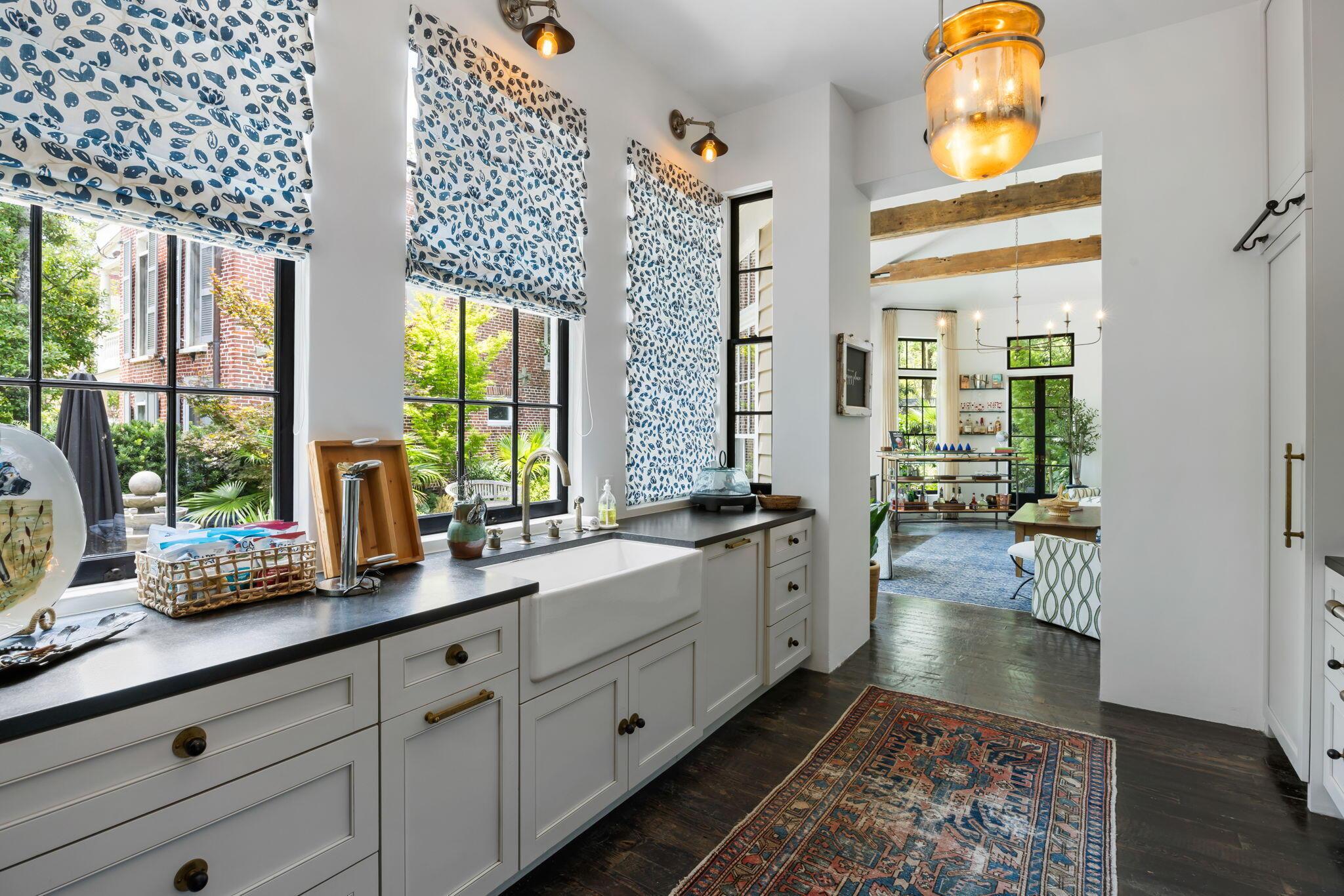 Image 3: 10-web-or-mls-42 Society St - CoastalREp