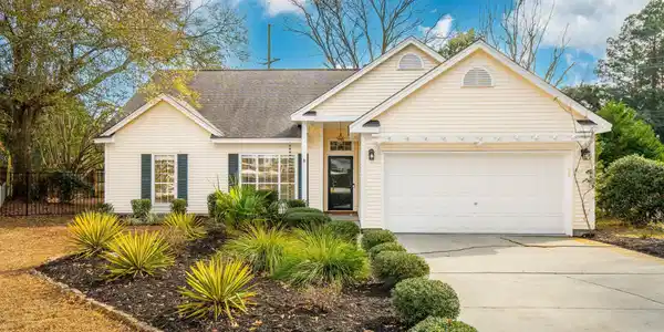 1328 Horseshoe Bend