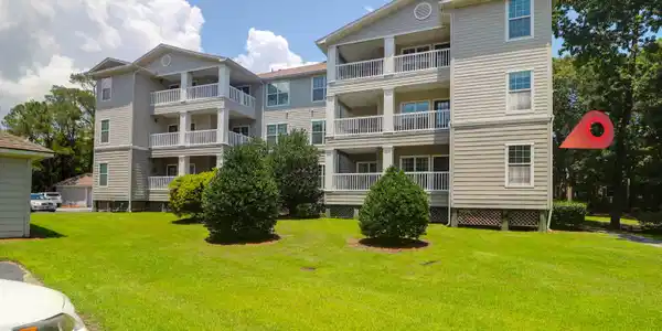700 Daniel Ellis Drive