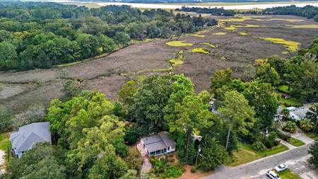 1542 N Avalon Circle