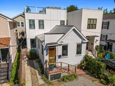 10 Strawberry Lane
