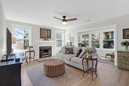 1142 Village Creek Lane