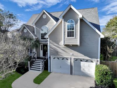 1414 Surfside Court