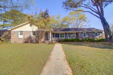 1240 Oakcrest Drive