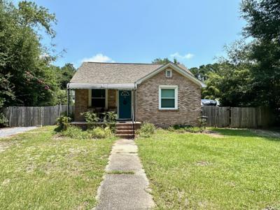 226 Woodland Shores Road