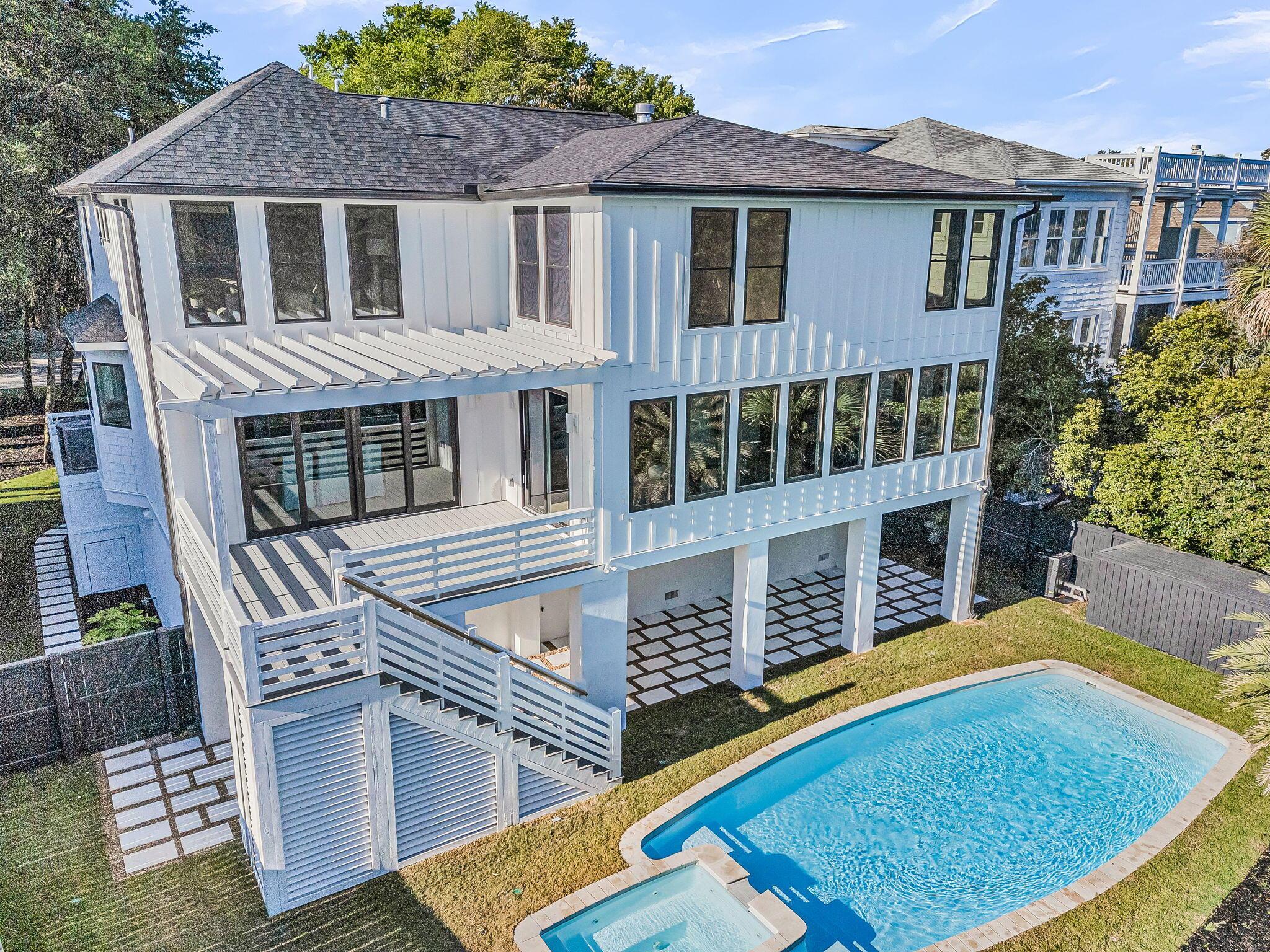 Image 3: CREM - 3307 Waterway Blvd-6