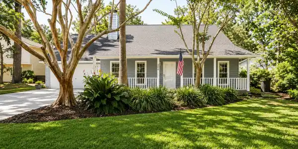 506 Upland Place
