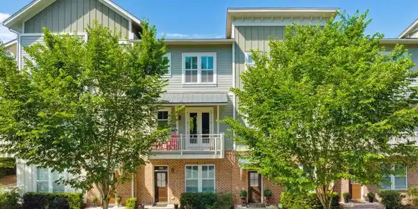 96 Vincent Drive