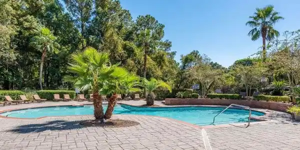 700 Daniel Ellis Drive