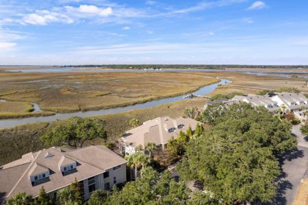 1810 Long Bend Drive