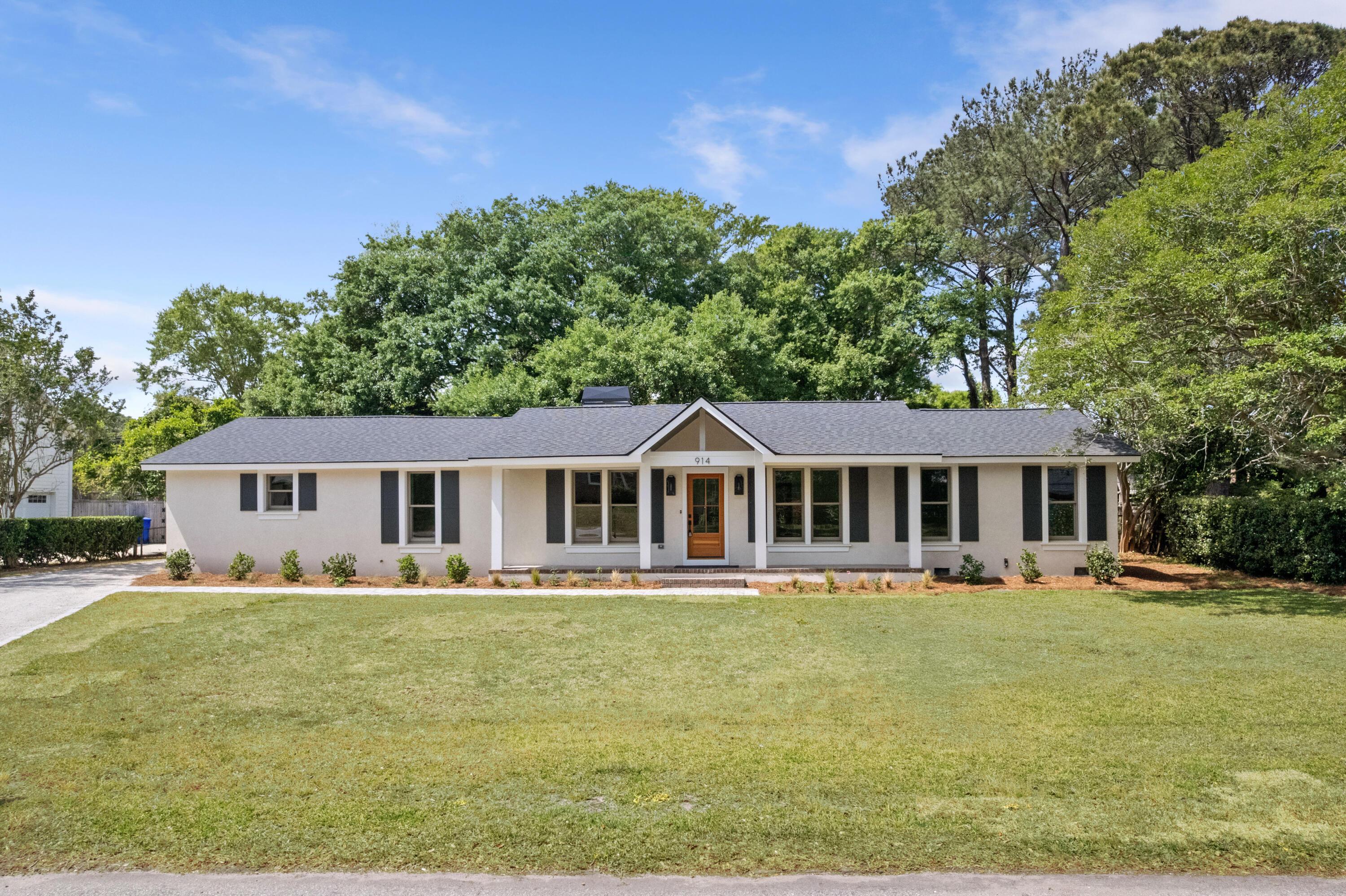 Image 2: 914 Cliffwood Dr - Casa Verde Media LLC1