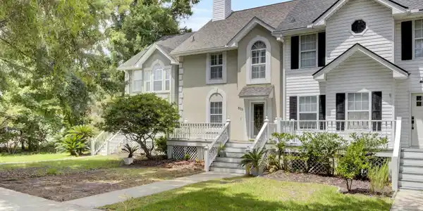 803 Harbor Place Drive