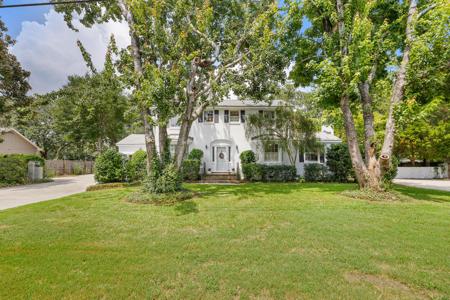 1026 Fort Sumter Drive