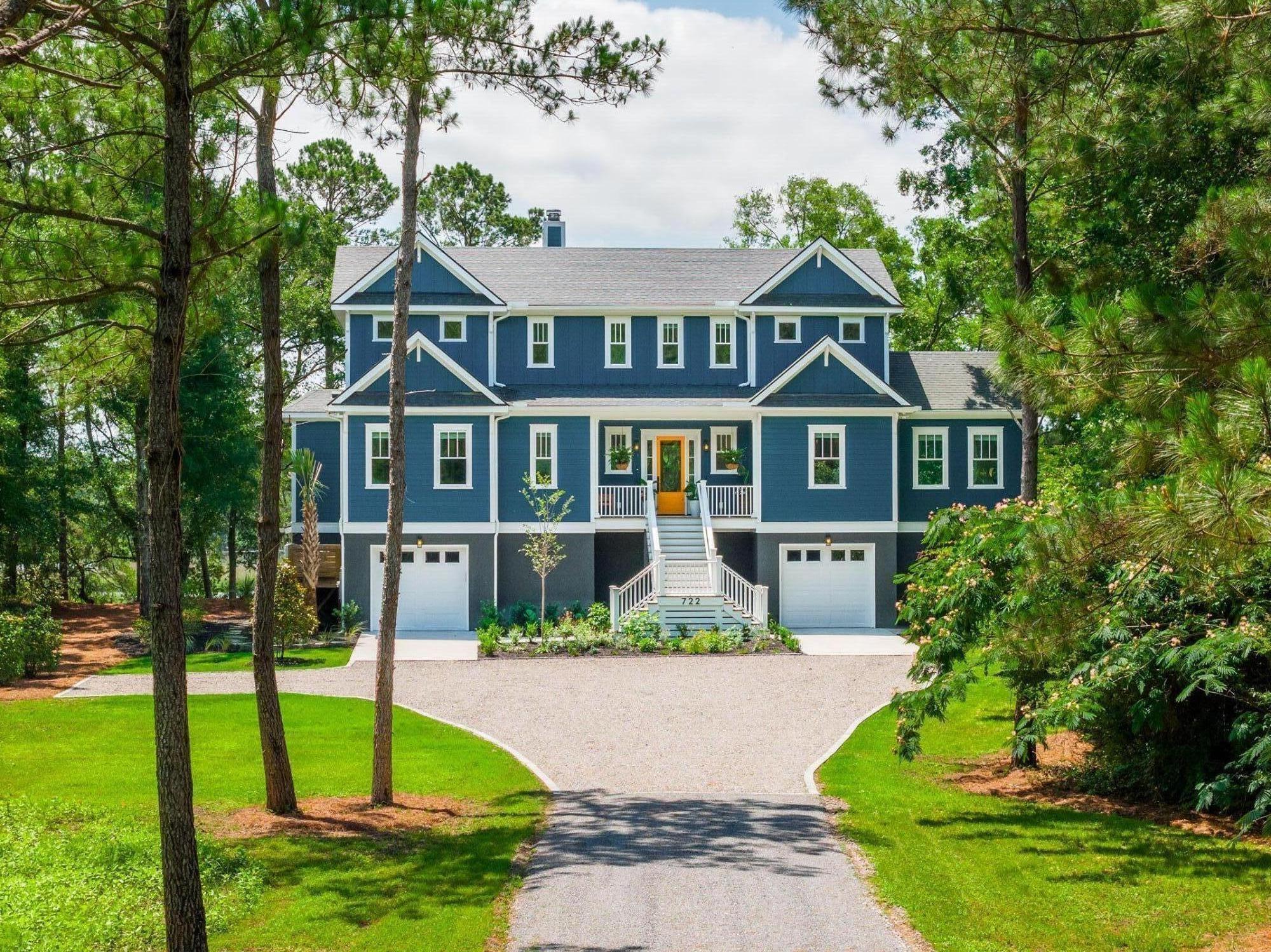 Image 2: 722 Riley Road