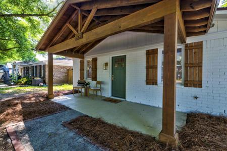822 Armsway Street