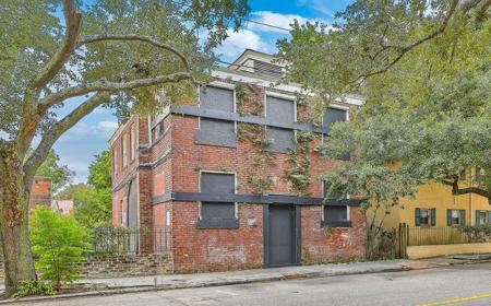 115 Wentworth Street