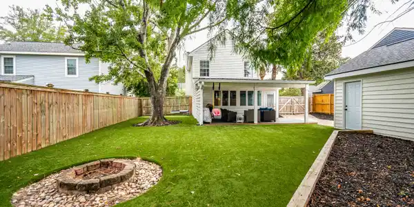 Image 2: 1443 Oaklanding