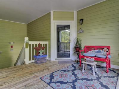 2327 Chatelain Way