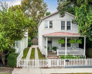 28 Lenox Street